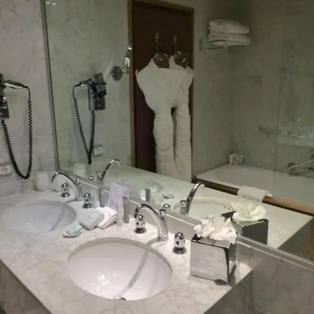 Otel Mont Blanc
